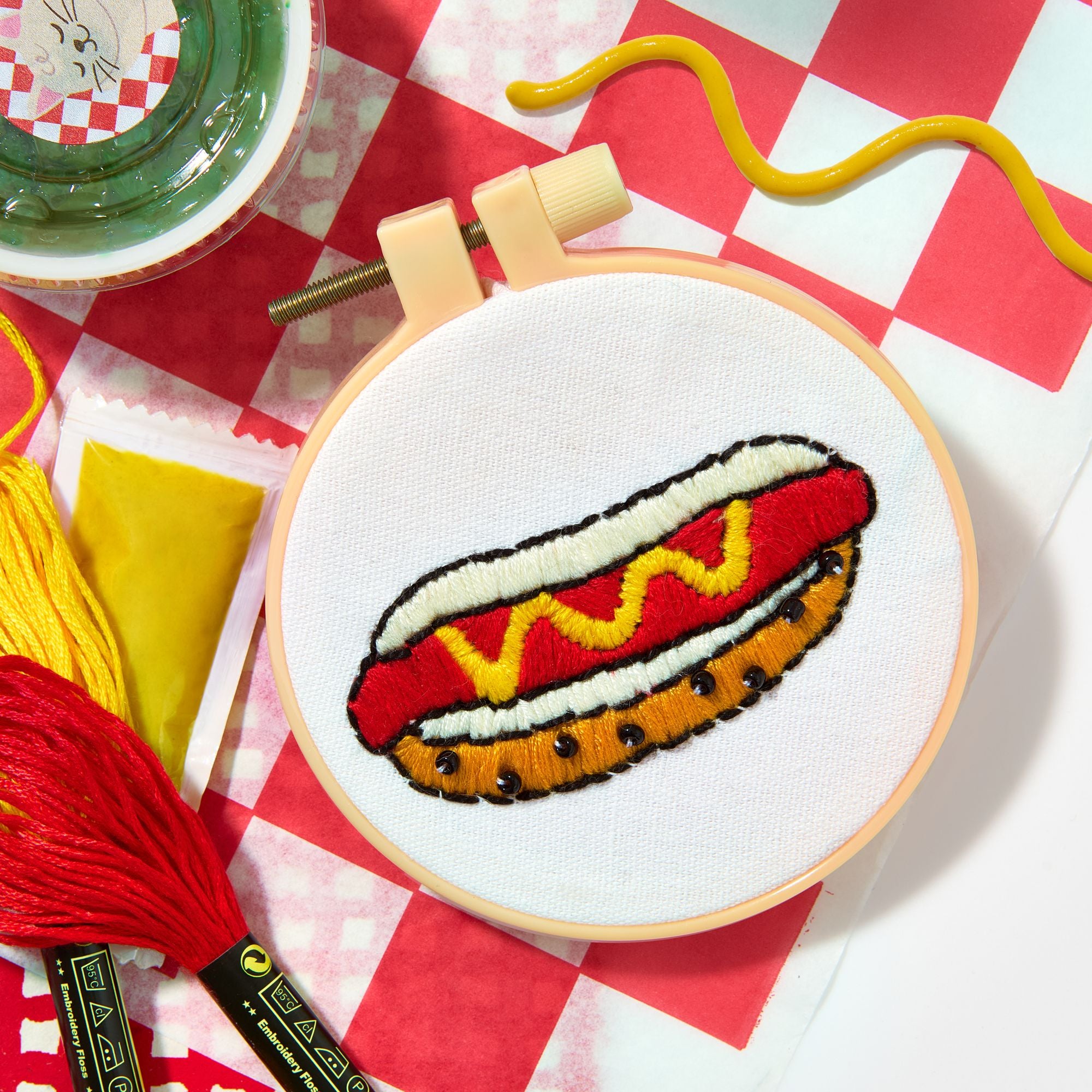 Hot Dog Embroidery Kit - Image 3