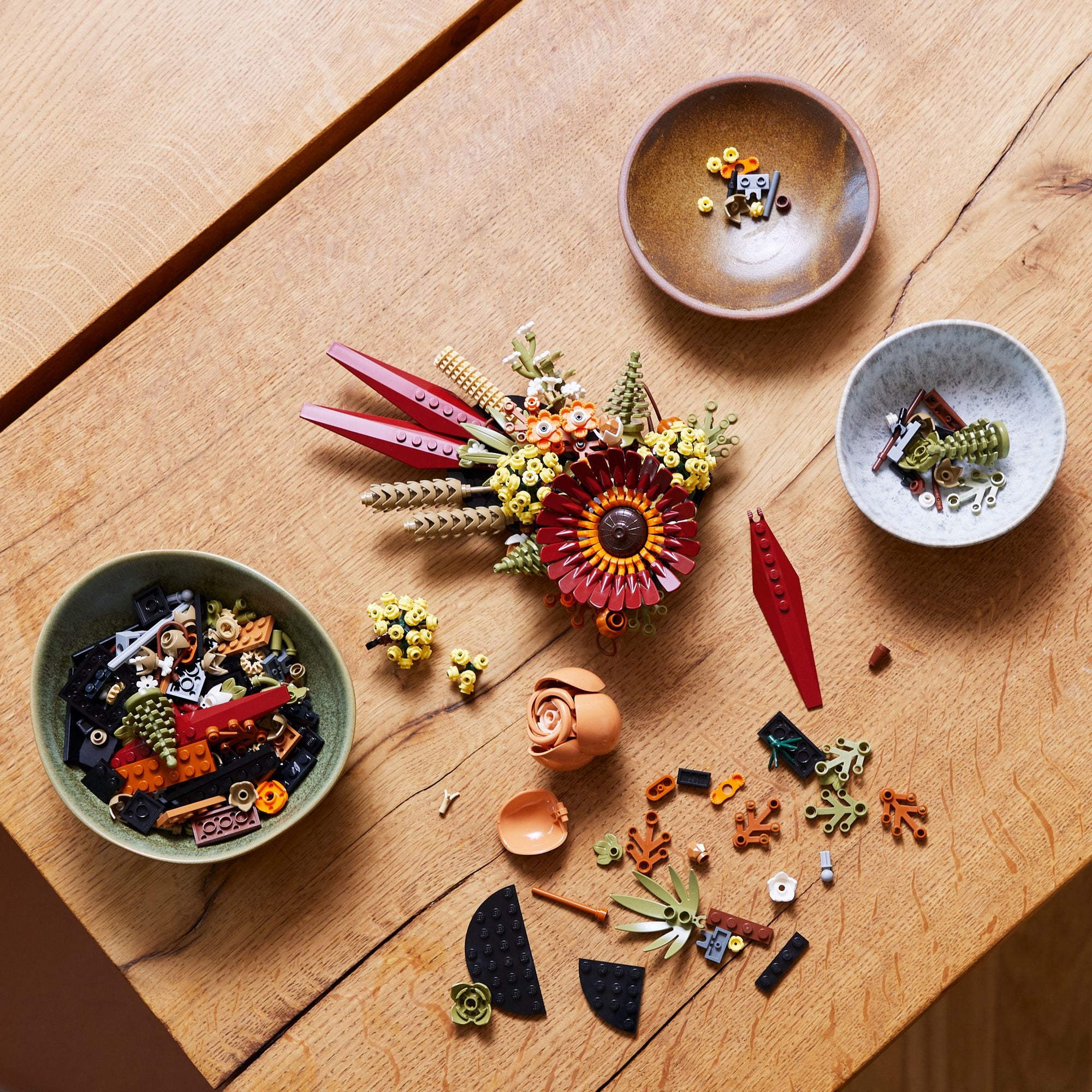 LEGO® Icons Dried Flower Centerpiece 10314 (Retiring Soon) - Image 3