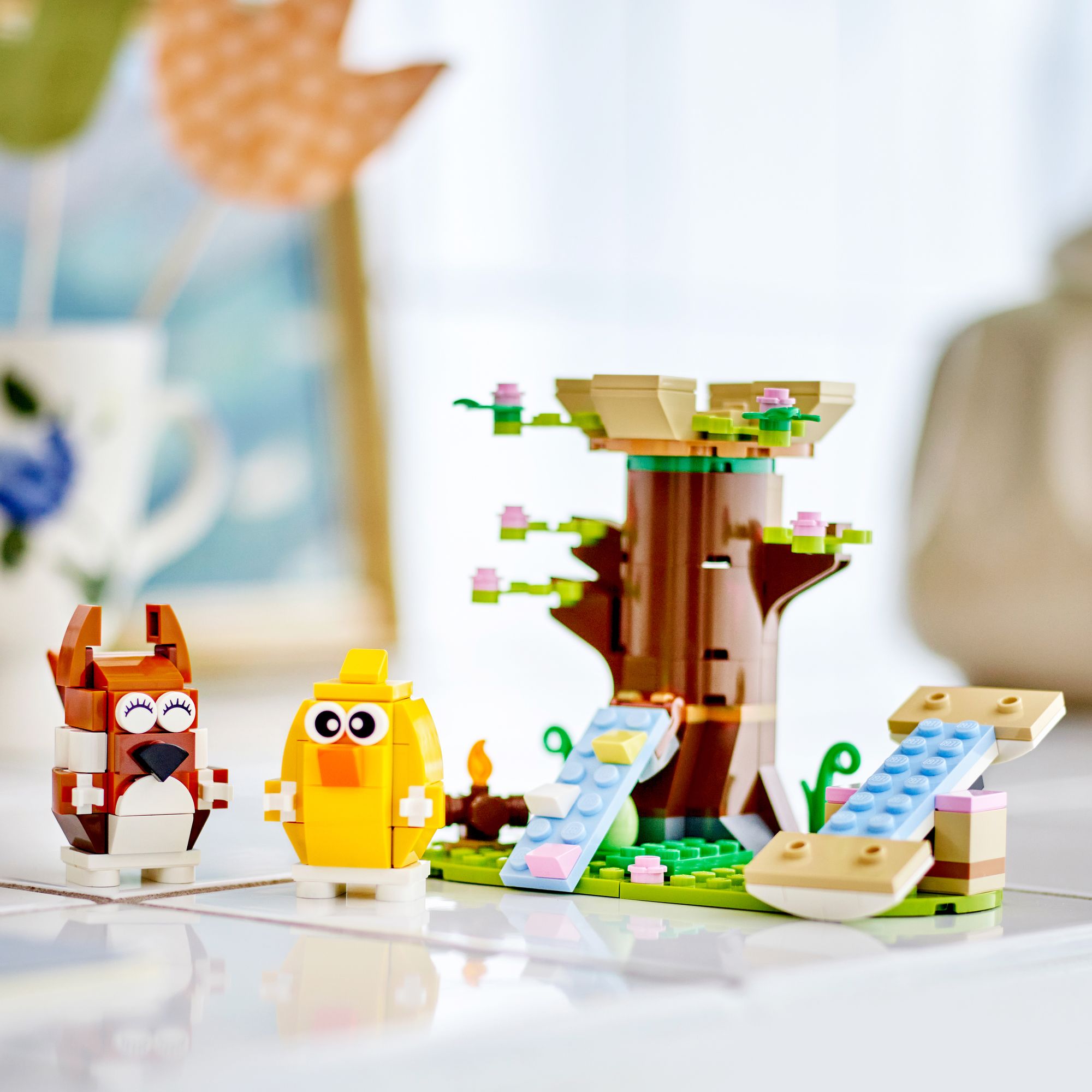 LEGO LEL Seasons Spring Animal Playground 40709 - Image 3