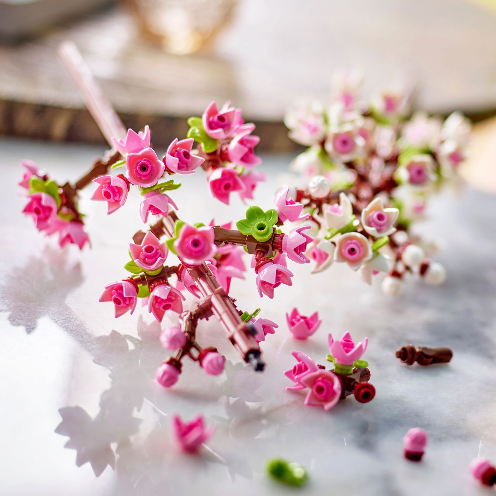 LEGO Flowers Cherry Blossoms 40725 - Image 4