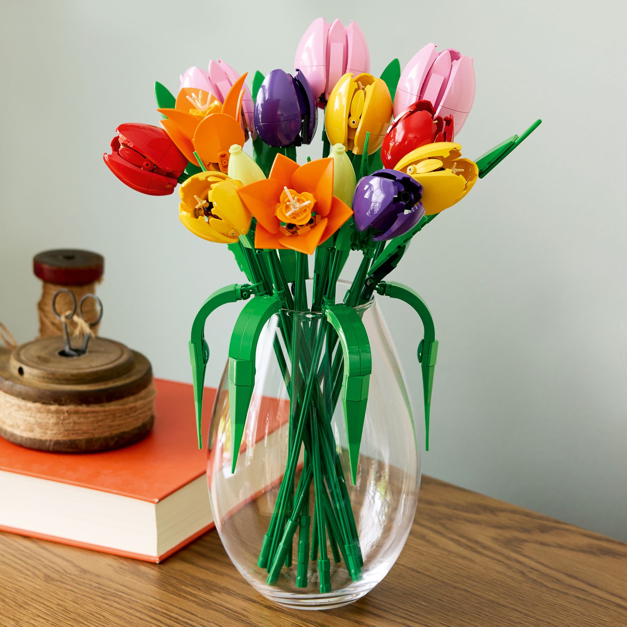 LEGO Botanicals Tulip Bouquet 11501 - Image 5