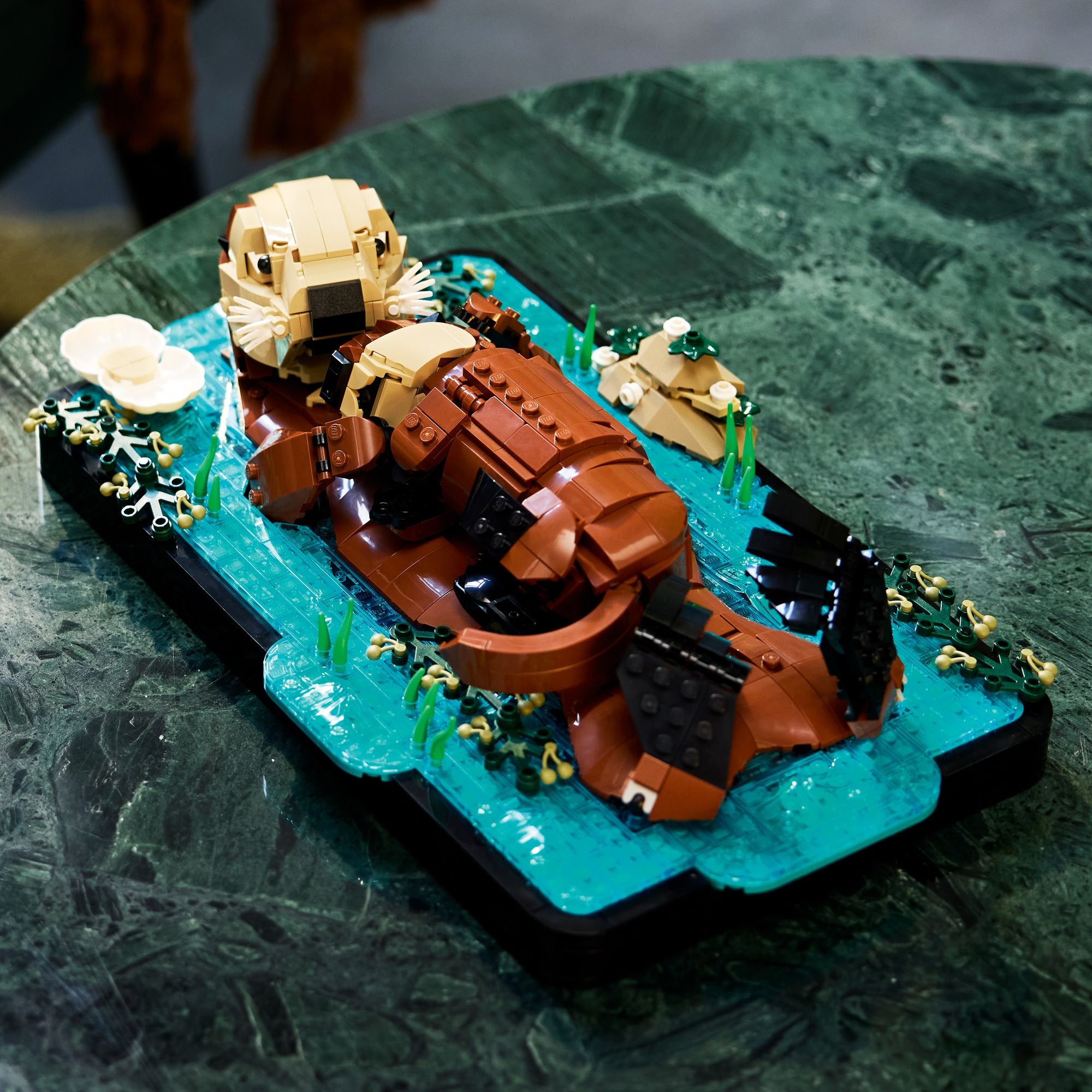 LEGO Ideas Floating Sea Otters 21366 - Image 5