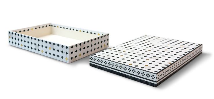 Tile Small Shirt Gift Box - Image 2
