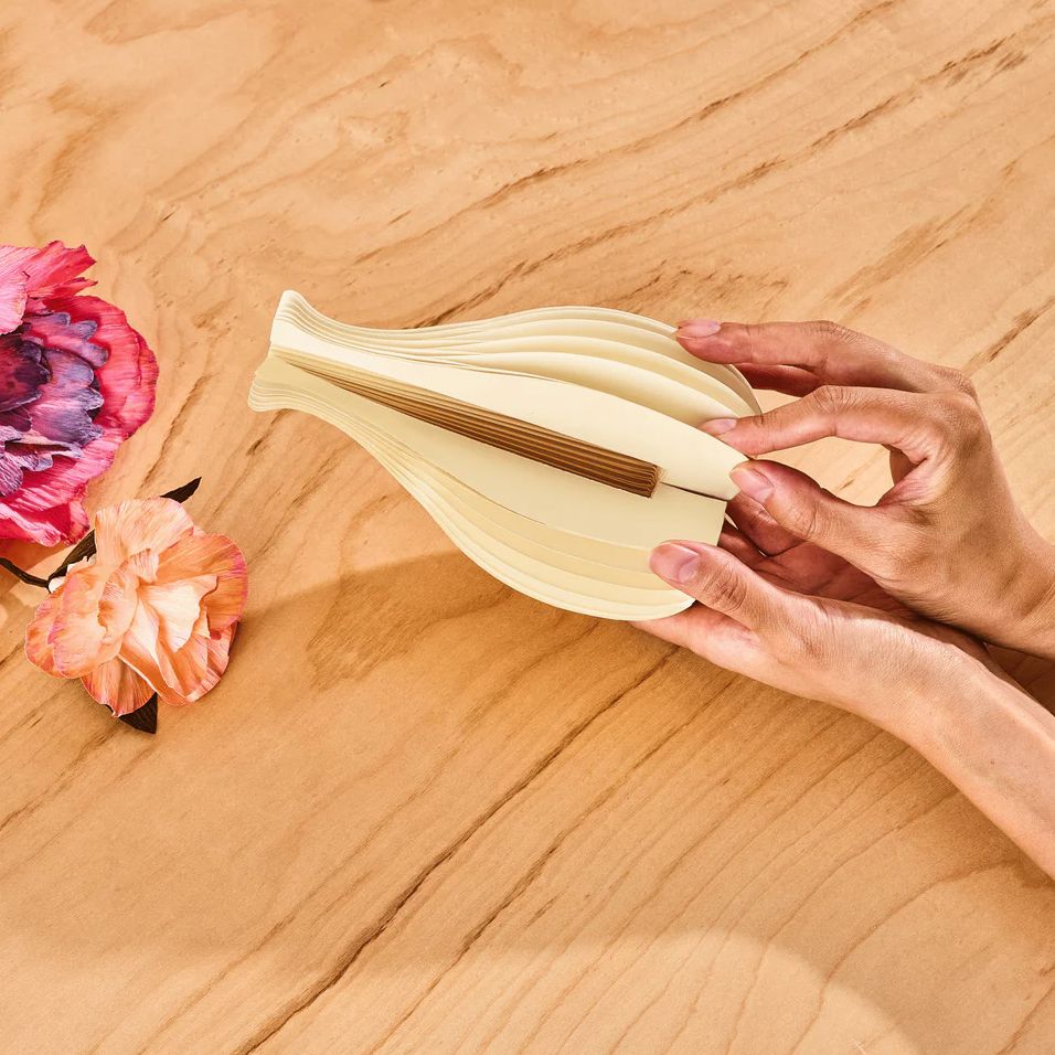 Paper Flower Bouquet Kit - Meditative Craft Kits - Image 4
