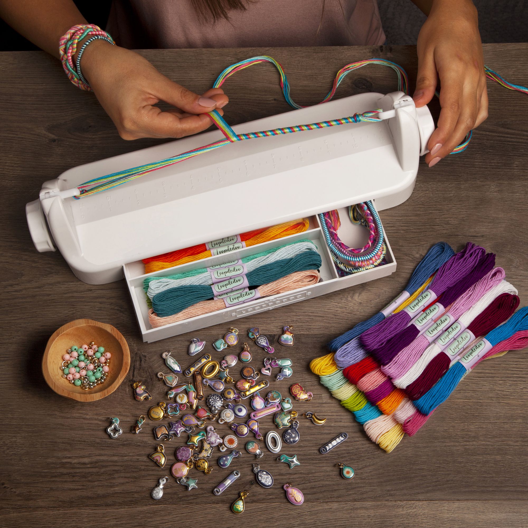 Loopdedoo Spinning Loom Deluxe Kit - Image 3