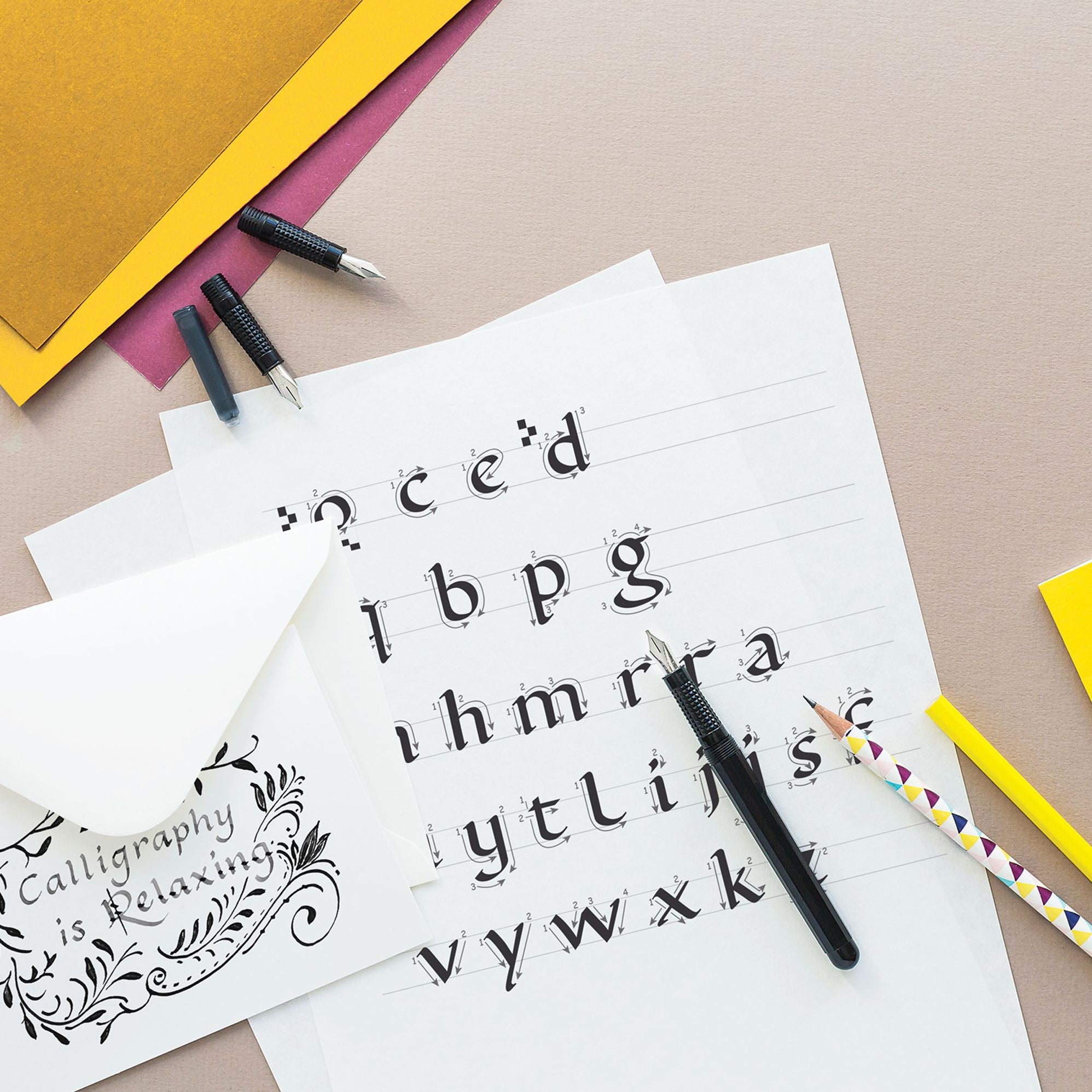 Manuscript Modern Beginner's Calligraphy Set - Image 4