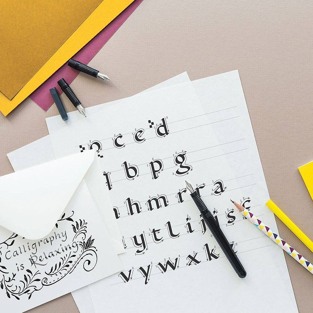 Manuscript Modern Beginner's Calligraphy Set - Image 6