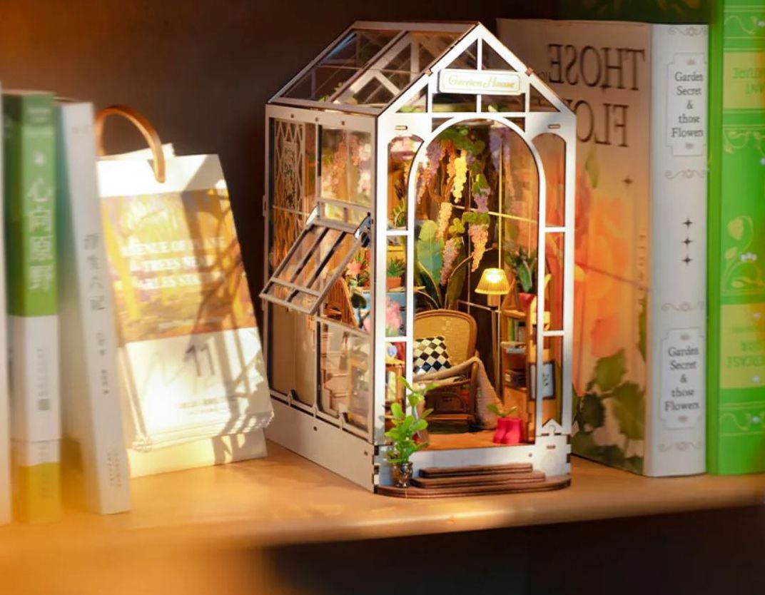 DIY Book Nook of Garden House - Image 3
