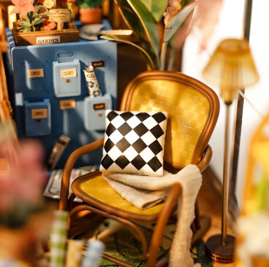 DIY Book Nook of Garden House - Image 5