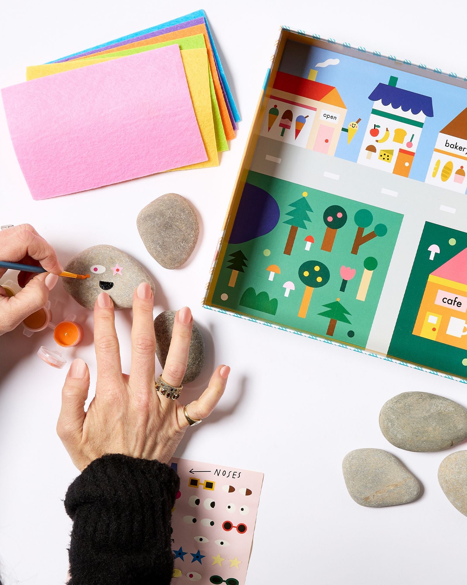 Kid's Rock Painting Kit: Cool Faces - Image 8